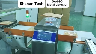 Máy dò kim loại đường hầm công nghiệp cho thép không gỉ và dụng cụ