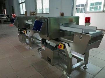 Conveyor Thức ăn cho Loại Bánh Xả Bánh Xích Lạnh cho Thịt / Thịt, Nguồn 110 / 220v