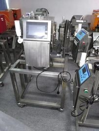 Kiểm tra trọng lượng băng tải động với máy dò kim loại Bảo hành 12 tháng